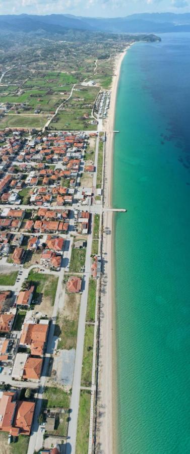 Xaroula Apartments Ierissos Exterior photo